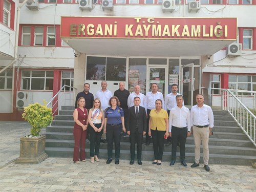  Kaymakamımız Sayın Kadir ULUSOY, Cumhurbaşkanlığı kararnamesi ile Teftiş Kurulu Başkanlığı’na Mülkiye Müfettişi olarak atanmıştır.